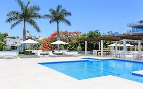 Magia Beach Side Condos